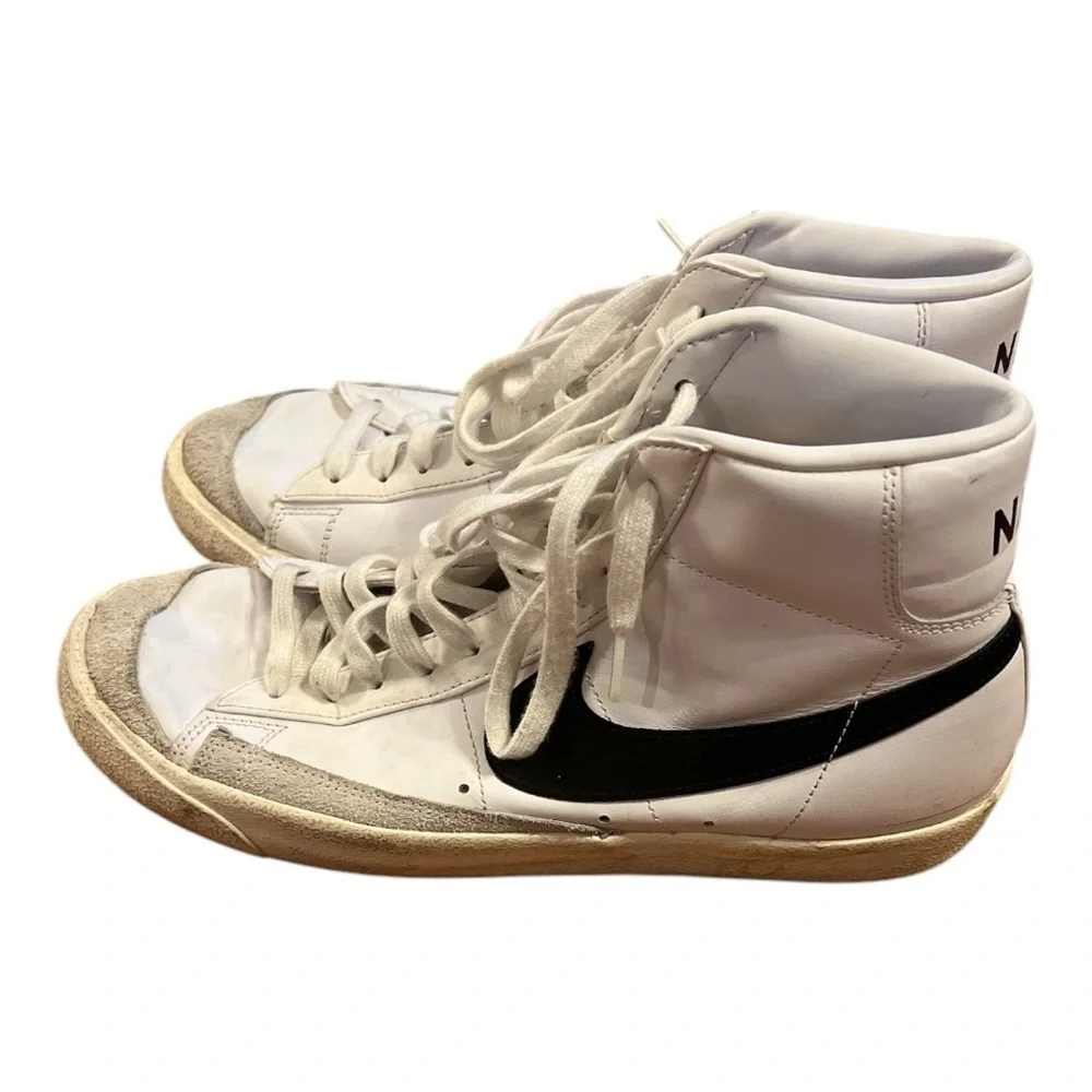NIKE blazers